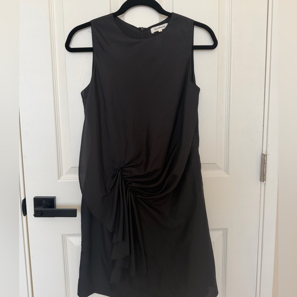Elegant Black Sleeveless Dress